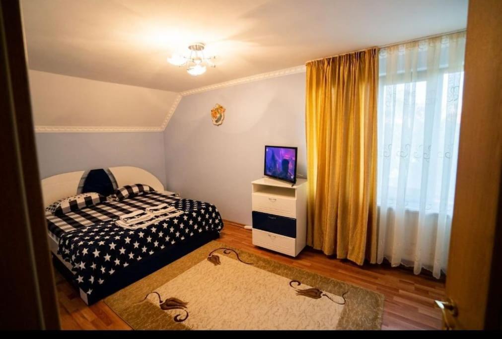 Casa Mona Villa Oradea Eksteriør billede